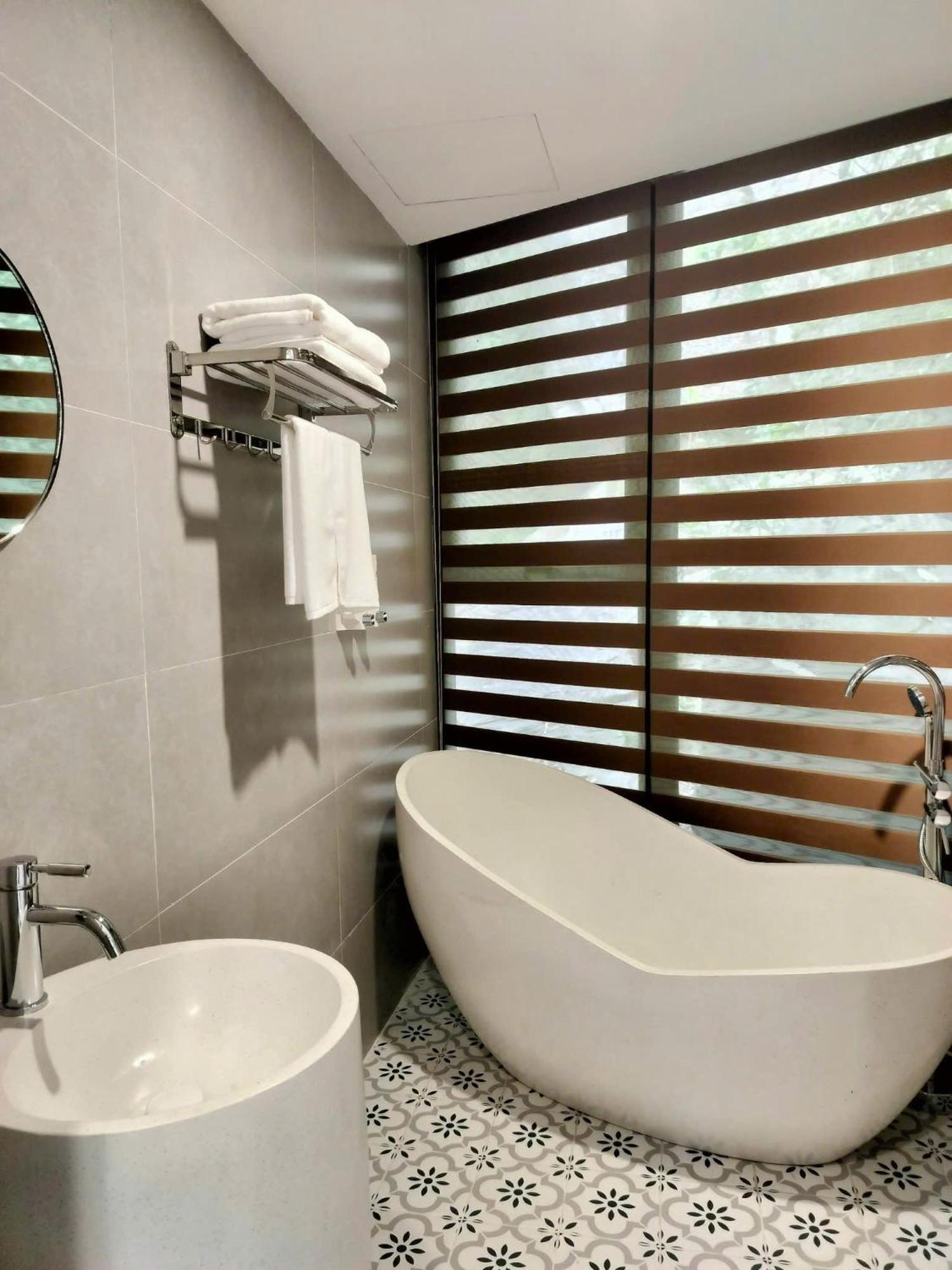 Camellia Garden Hotel Chan Chau Екстер'єр фото